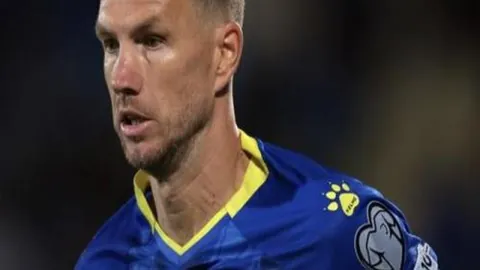 《哪吒2》荣登全球票房前50强榜单